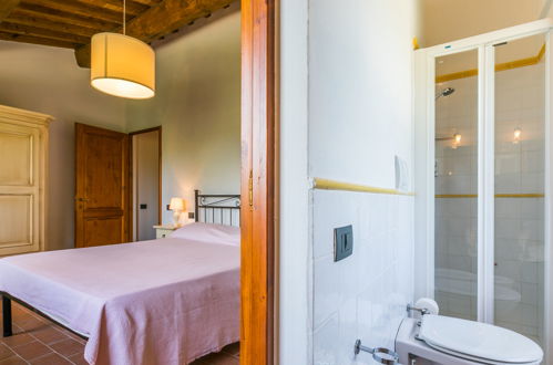 Foto 27 - Appartamento con 2 camere da letto a Castelfiorentino con piscina e giardino