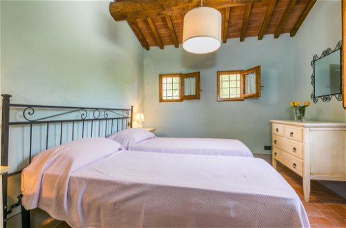 Foto 16 - Apartment mit 2 Schlafzimmern in Castelfiorentino mit schwimmbad und garten