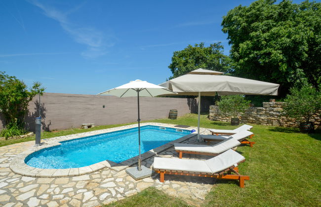 Casa de 3 quartos em Ližnjan com piscina privada e jardim - Foto 8