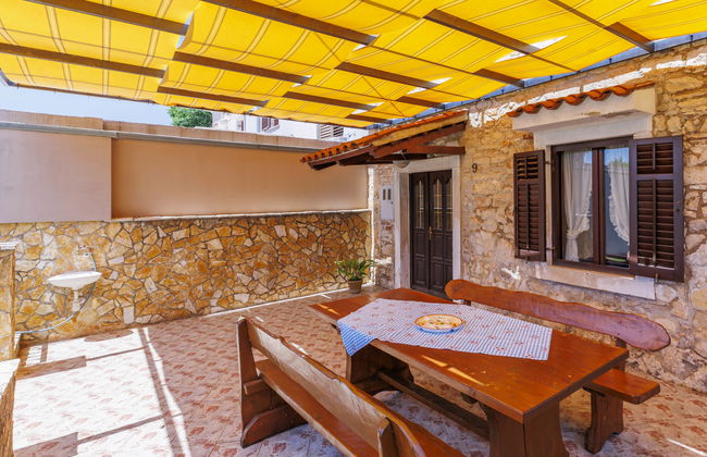 Casa de 3 quartos em Ližnjan com piscina privada e jardim - Foto 11