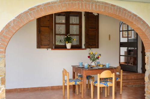 Photo 3 - Maison de 2 chambres à Bibbona avec piscine privée et vues à la mer