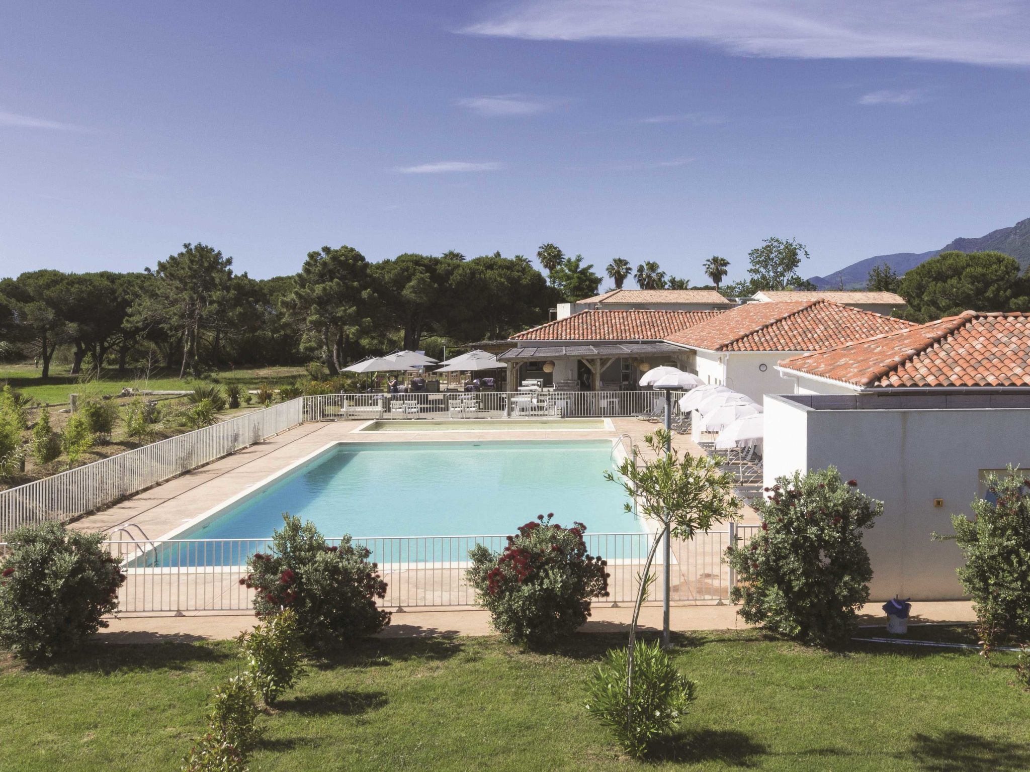 Foto 1 - Apartamento em Poggio-Mezzana com piscina e vistas do mar