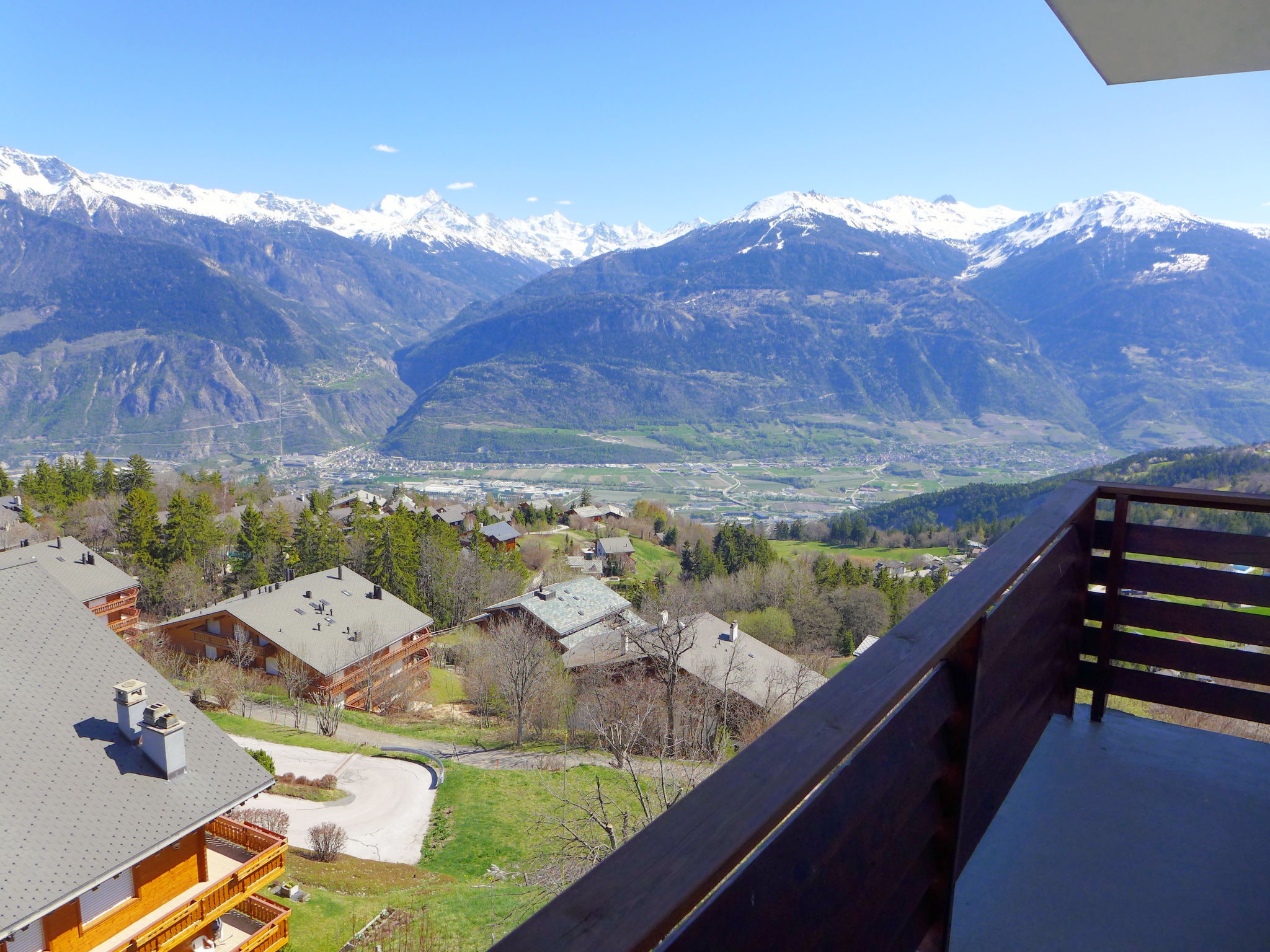 Foto 26 - Appartamento con 2 camere da letto a Crans-Montana con vista sulle montagne