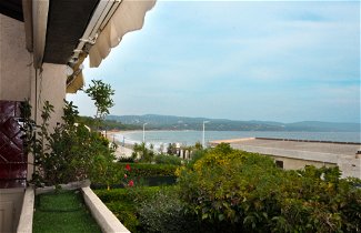Photo 2 - 2 bedroom Apartment in Cavalaire-sur-Mer with terrace and sea view
