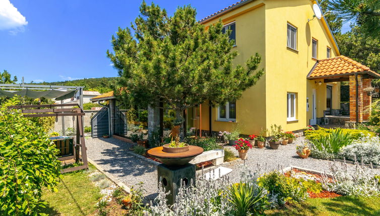 Photo 1 - Maison de 4 chambres à Senj avec piscine et vues à la mer