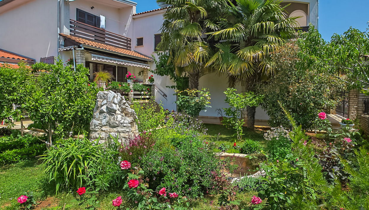 Apartamento de 3 quartos em Vodnjan com jardim e terraço - Foto 1