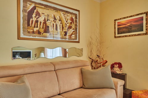 Photo 8 - 1 bedroom Apartment in Sirmione with swimming pool and garden