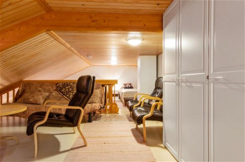 Foto 15 - Haus mit 1 Schlafzimmer in Kolari mit sauna und blick auf die berge