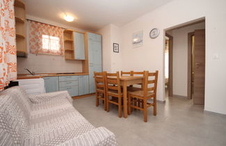 Photo 2 - 2 bedroom Apartment in Rosolina with garden and terrace