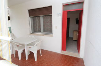 Photo 3 - Appartement de 2 chambres à Rosolina avec terrasse et vues à la mer