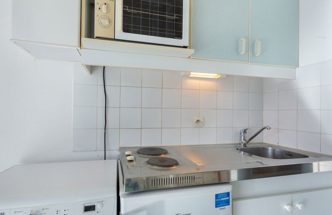 Casa de 3 quartos em Le Lavandou com piscina e jardim - Foto 8