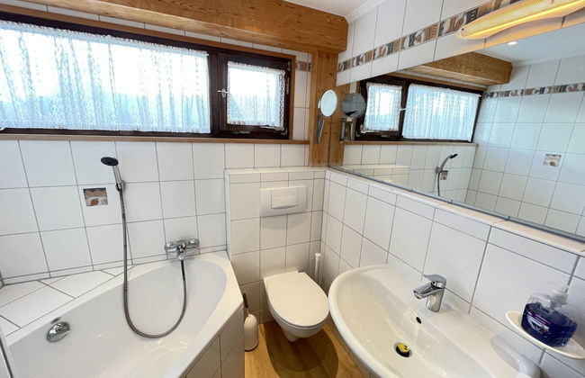 Casa de 4 quartos em Siegsdorf com jardim - Foto 5