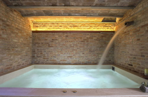 Photo 3 - Maison de 2 chambres à Pieve a Nievole avec piscine et jardin