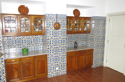 Photo 9 - 5 bedroom House in Ponte de Lima with swimming pool and garden