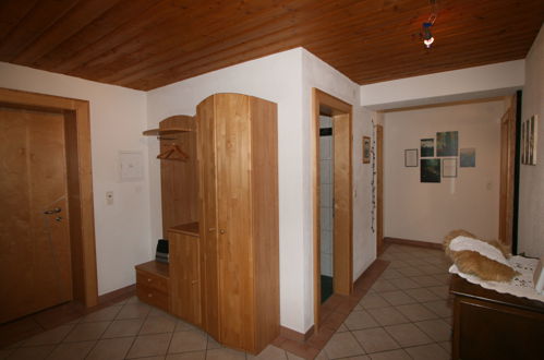 Foto 32 - Apartamento de 3 habitaciones en Fügen con vistas a la montaña