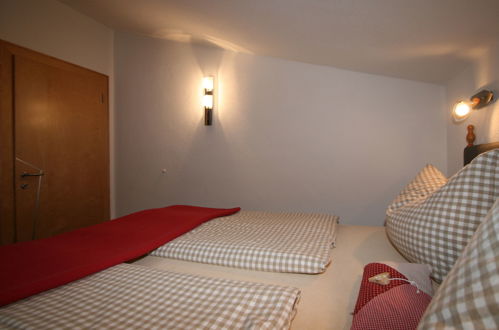 Foto 24 - Apartamento de 3 quartos em Fügen com vista para a montanha