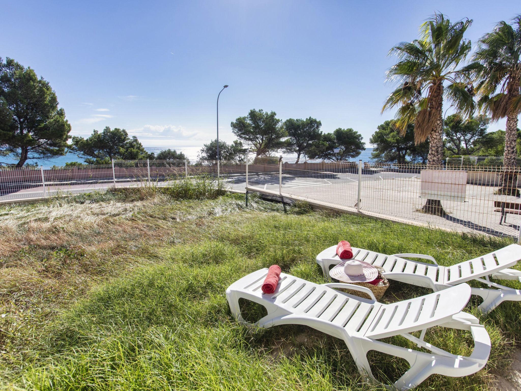 Photo 15 - 2 bedroom Apartment in Mont-roig del Camp with swimming pool and sea view