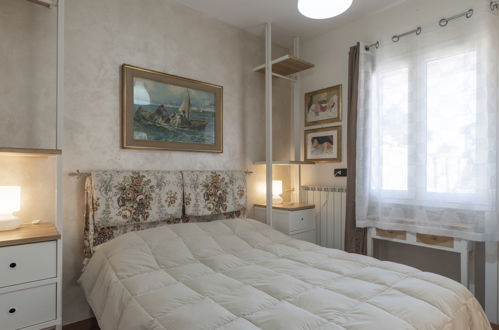 Photo 10 - 1 bedroom Apartment in Vallecrosia with garden and terrace