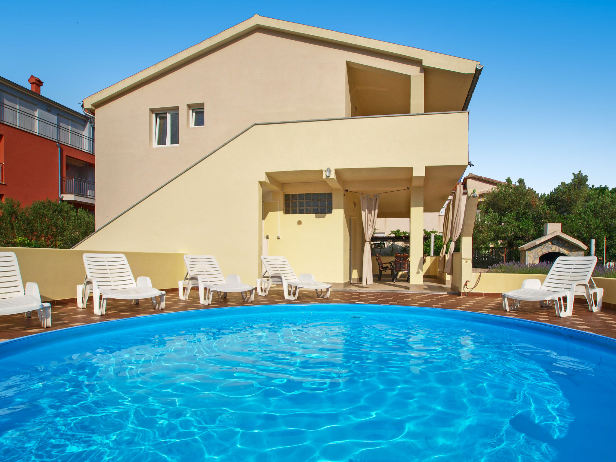 Foto 1 - Apartamento de 2 quartos em Sibenik com piscina privada e terraço