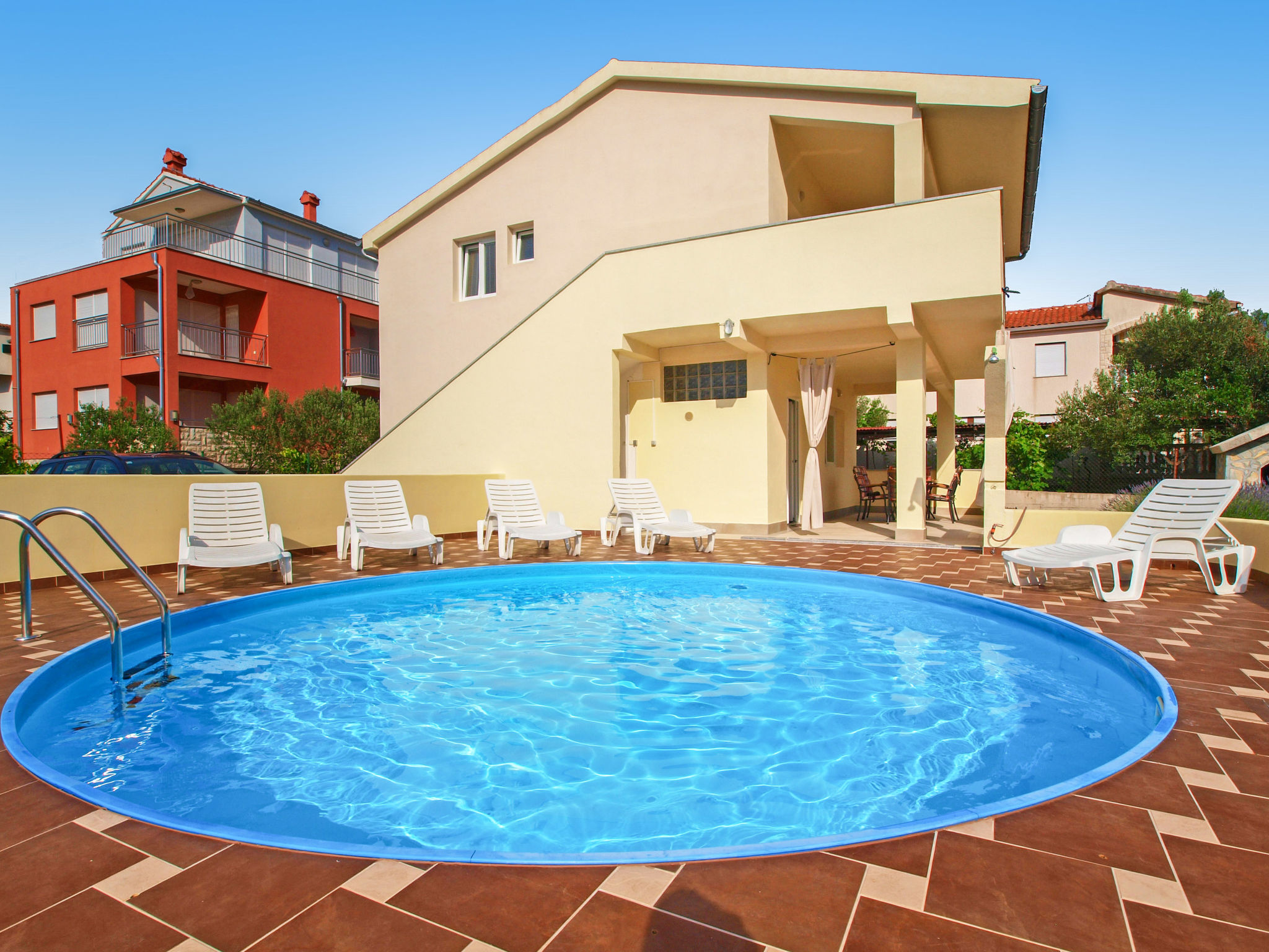 Foto 12 - Apartamento de 2 quartos em Sibenik com piscina privada e terraço