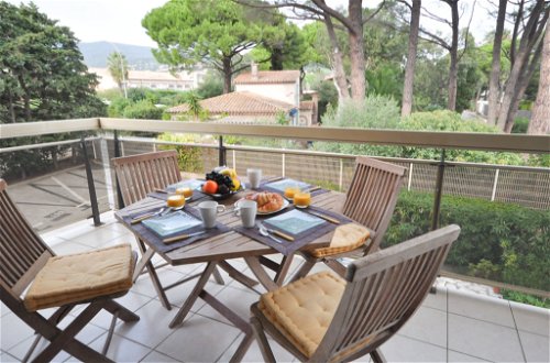 Photo 15 - 1 bedroom Apartment in Cavalaire-sur-Mer with sea view