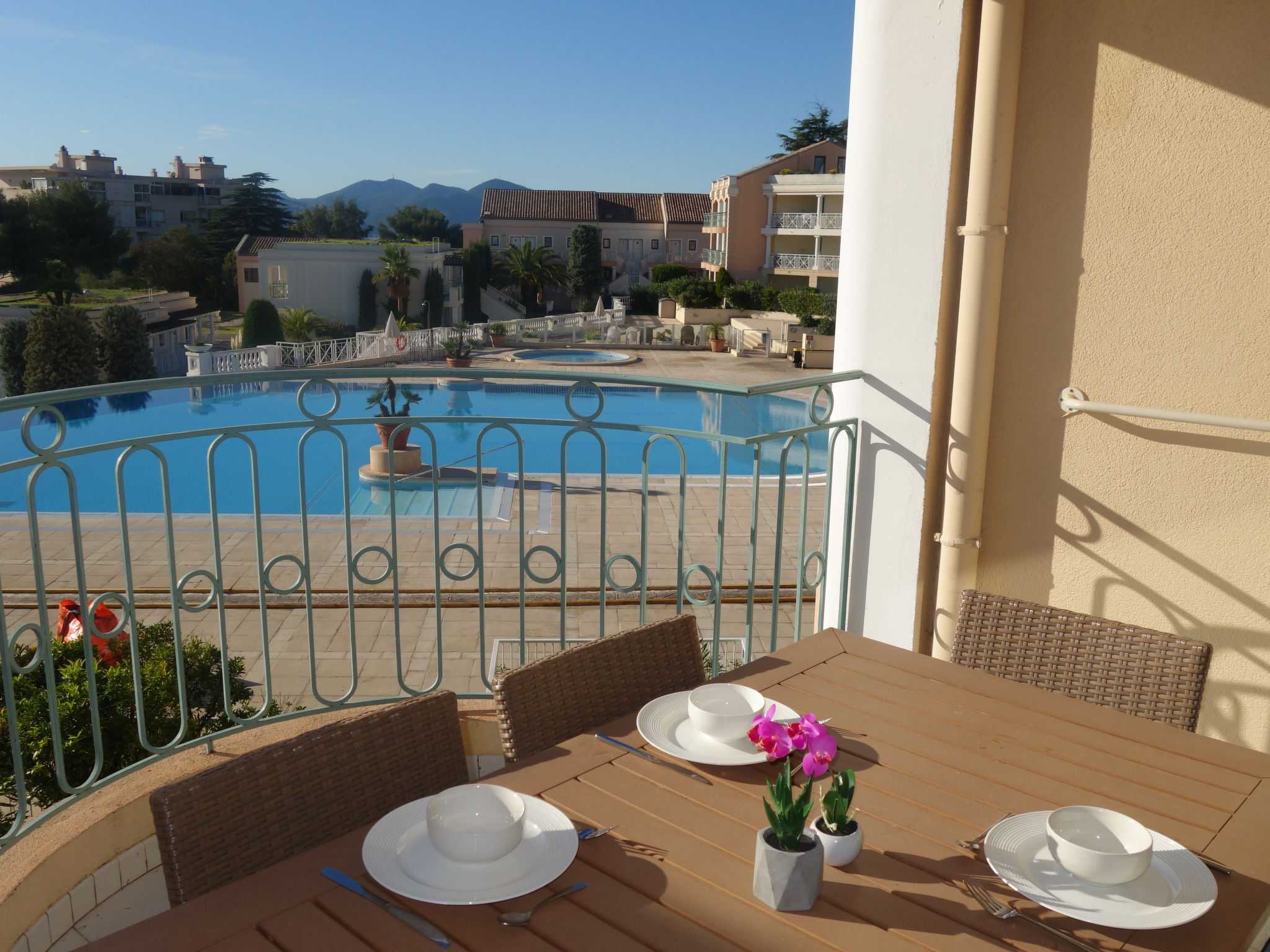 Foto 3 - Apartamento de 2 habitaciones en Cannes con piscina privada y vistas al mar