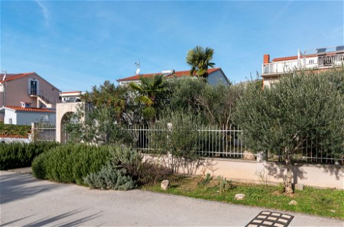 Foto 41 - Casa de 5 habitaciones en Trogir con jardín y vistas al mar