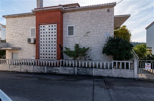 Foto 40 - Casa de 5 habitaciones en Trogir con jardín y vistas al mar