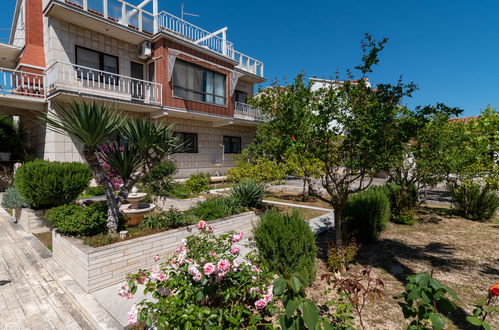 Foto 56 - Casa de 5 quartos em Trogir com jardim e terraço