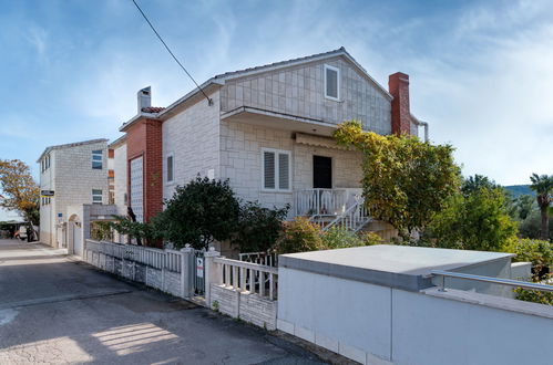 Photo 36 - Maison de 5 chambres à Trogir avec jardin et vues à la mer