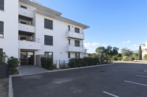 Photo 7 - Appartement de 2 chambres à Porto-Vecchio avec piscine et jardin