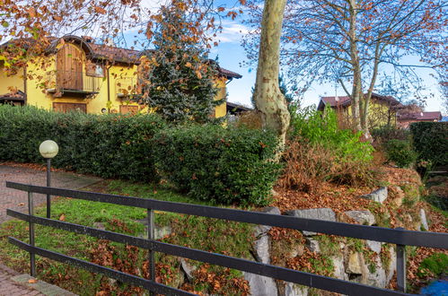 Foto 2 - Appartamento con 2 camere da letto a Arona con giardino e vista sulle montagne