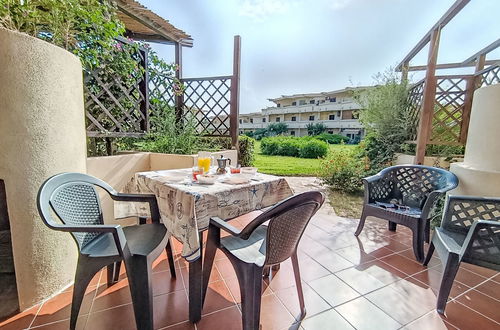 Foto 23 - Apartamento de 1 quarto em Golfo Aranci com piscina e jardim