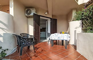 Foto 1 - Apartamento de 1 quarto em Golfo Aranci com piscina e jardim