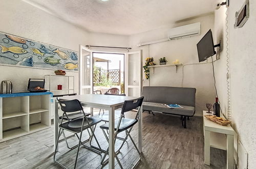 Foto 6 - Apartamento de 1 quarto em Golfo Aranci com piscina e jardim