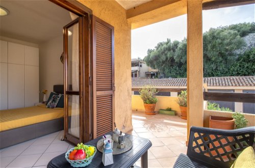 Foto 20 - Appartamento con 2 camere da letto a Golfo Aranci con giardino e vista mare
