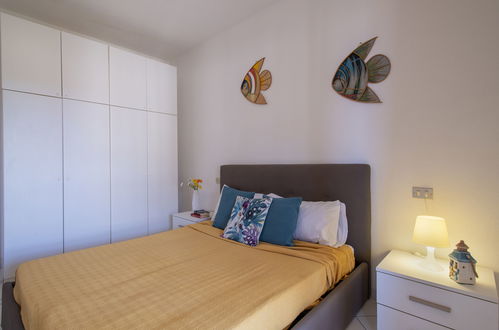 Foto 15 - Apartamento de 2 quartos em Golfo Aranci com jardim e terraço