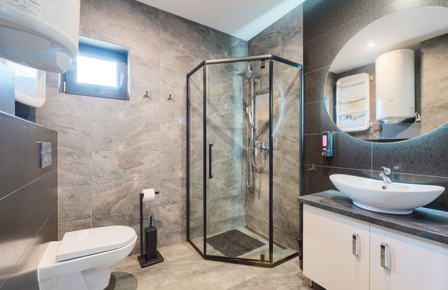 Casa de 2 quartos em Bystrzyca Kłodzka com jardim e terraço - Foto 15