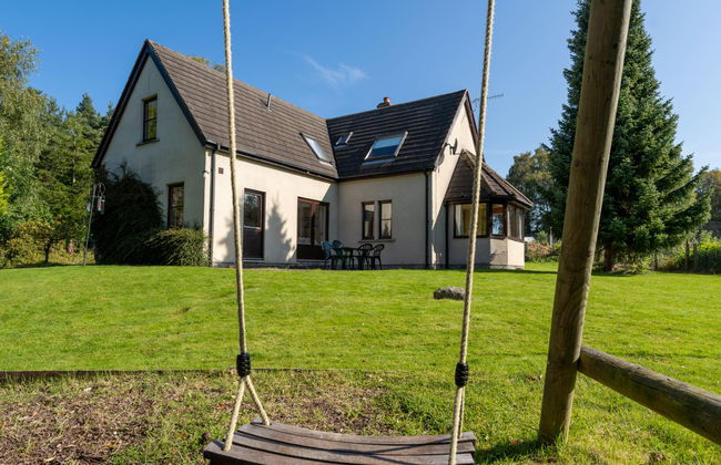 3 bedroom House in Grantown on Spey with garden - Photo 28