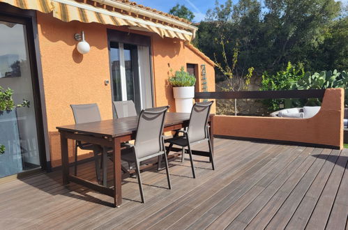 Photo 7 - Maison de 2 chambres à Sanary-sur-Mer avec piscine privée et vues à la mer