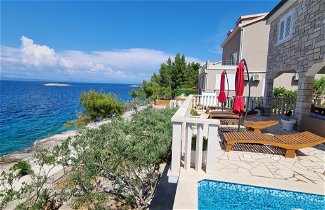 Photo 1 - Maison de 2 chambres à Blato avec piscine privée et vues à la mer