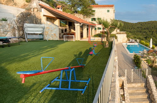 Photo 4 - Maison de 5 chambres à Slivno avec piscine privée et terrasse