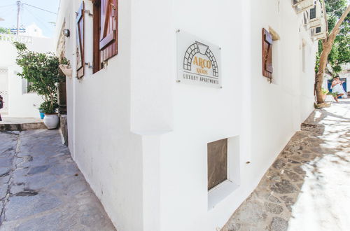 Foto 5 - Arco Naxos Luxury Apartments