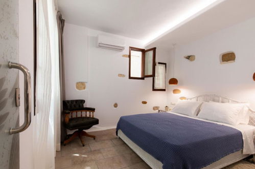 Photo 7 - Arco Naxos Luxury Apartments