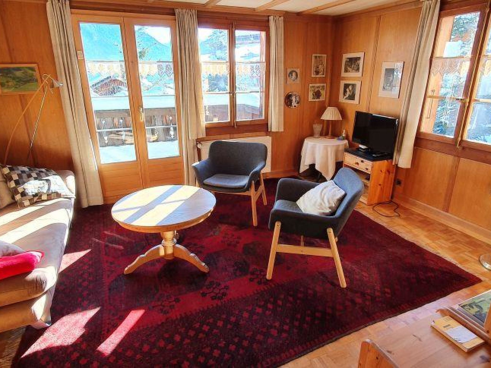 Photo 13 - 4 bedroom Apartment in Zweisimmen