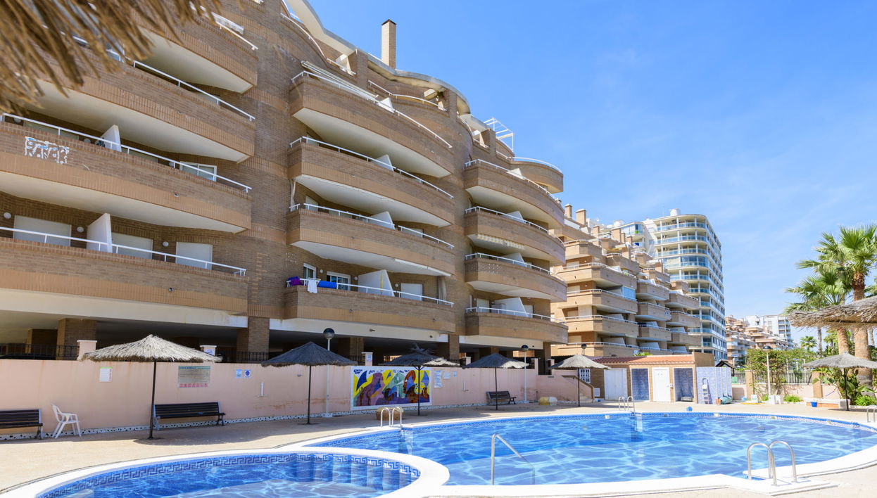 3 bedroom Apartment in Oropesa del Mar with swimming pool and garden - Photo 1