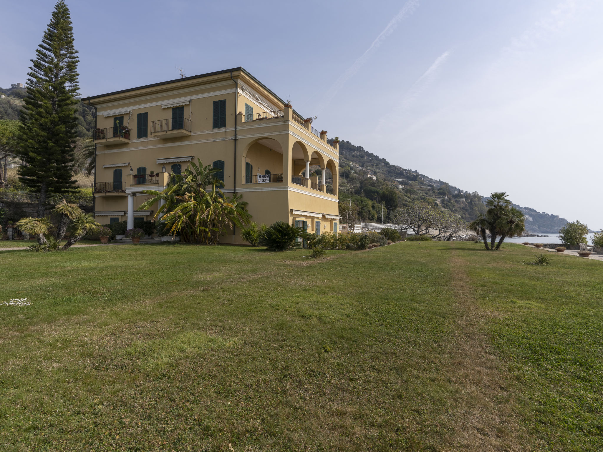 Foto 23 - Apartamento de 1 habitación en Ventimiglia con piscina y vistas al mar