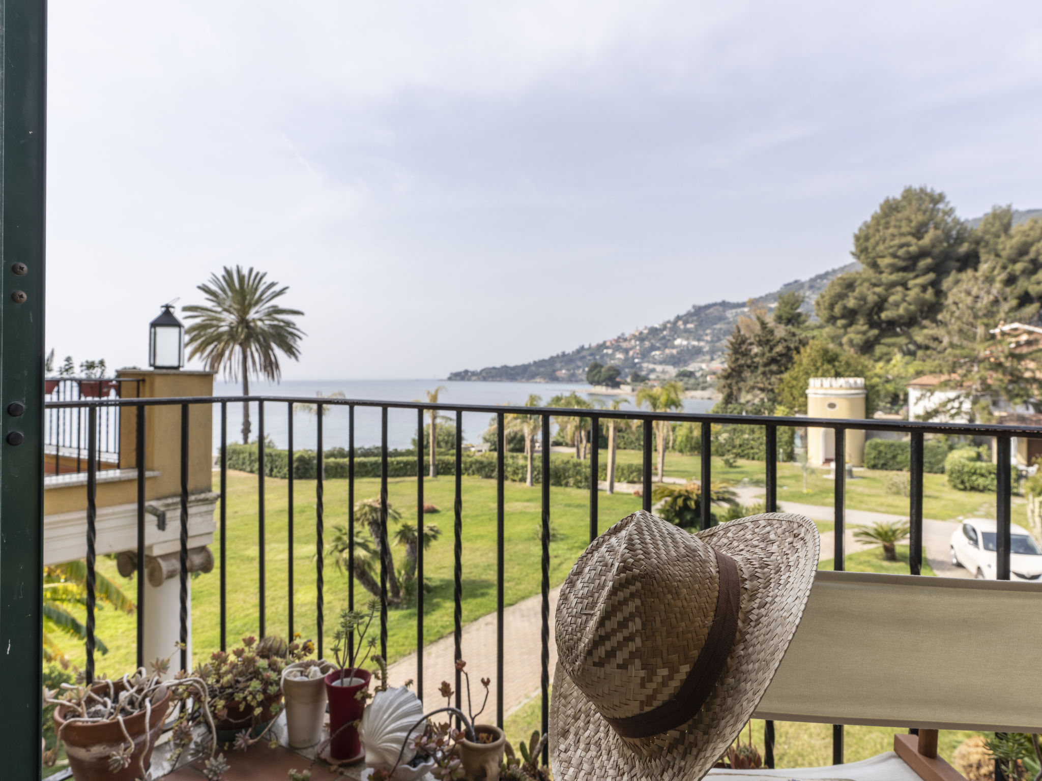 Foto 6 - Apartment mit 1 Schlafzimmer in Ventimiglia mit schwimmbad und blick aufs meer