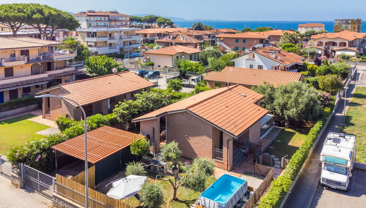 Foto 1 - Casa con 4 camere da letto a Follonica con piscina privata e vista mare