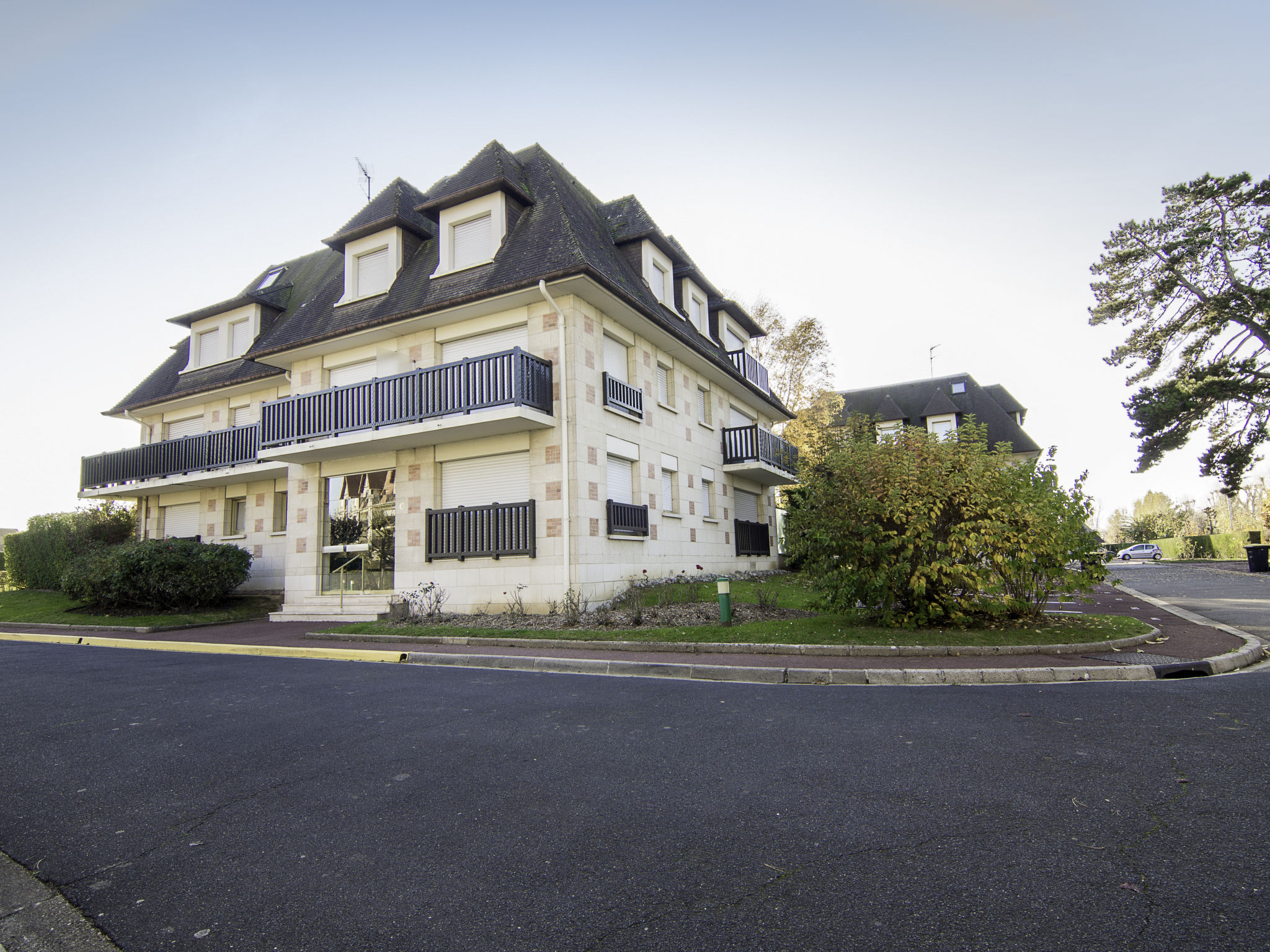 Photo 14 - Apartment in Deauville with sea view